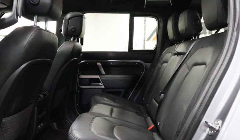 
								Land Rover Defender 110 D300 X-Dynamic Hse Awd (221kW) full									