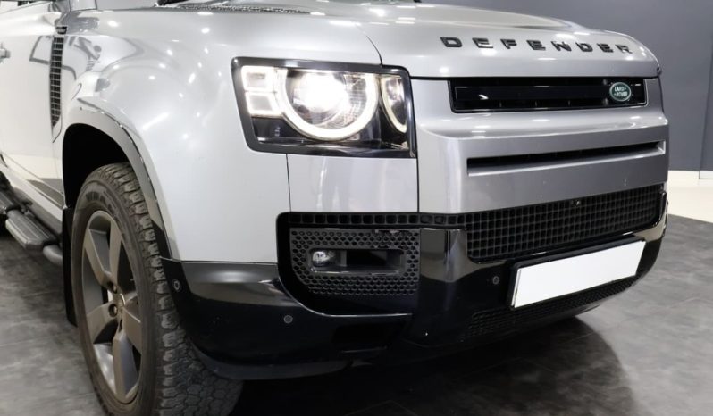 
								Land Rover Defender 110 D300 X-Dynamic Hse Awd (221kW) full									