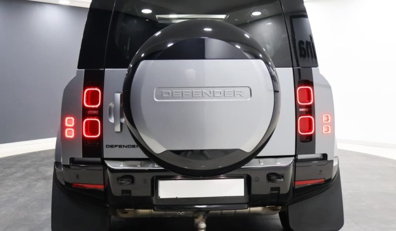 
								Land Rover Defender 110 D300 X-Dynamic Hse Awd (221kW) full									