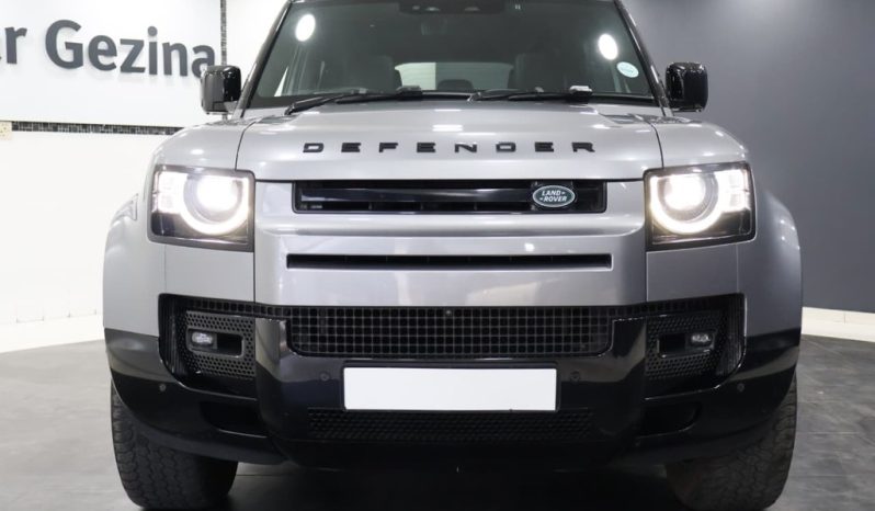 
								Land Rover Defender 110 D300 X-Dynamic Hse Awd (221kW) full									