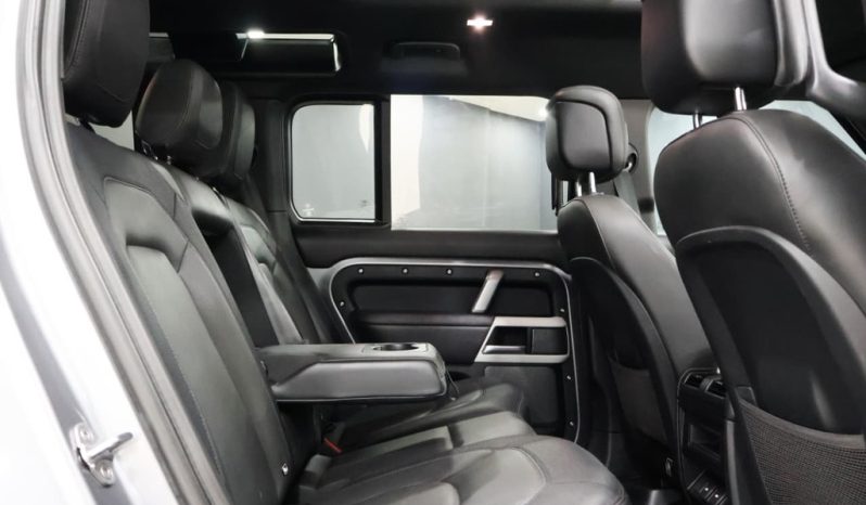 
								Land Rover Defender 110 D300 X-Dynamic Hse Awd (221kW) full									