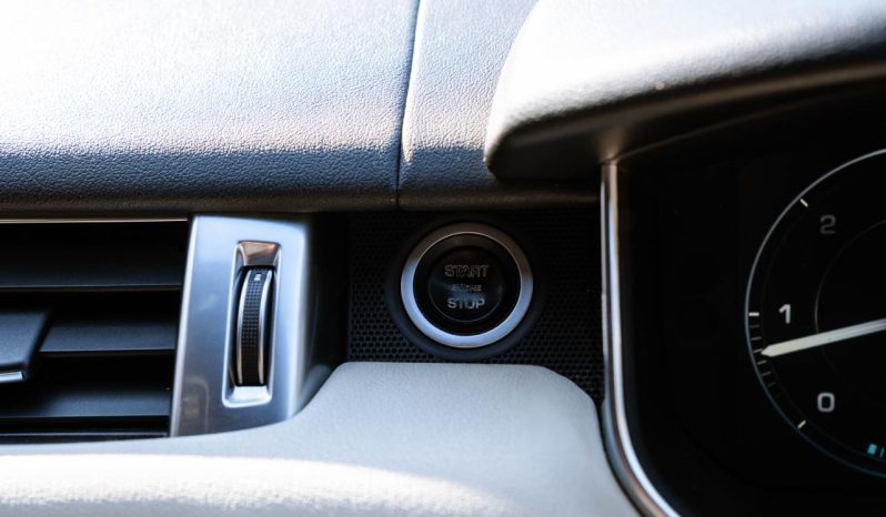 
								Land Rover Range Rover Sport HSE SDV6 full									