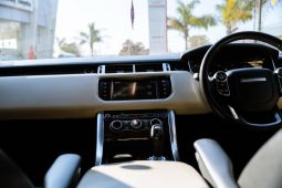 
										Land Rover Range Rover Sport HSE SDV6 full									