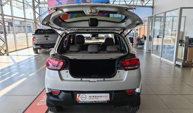 
								Mahindra KUV 100 KUV 100 1.2TD K8 full									