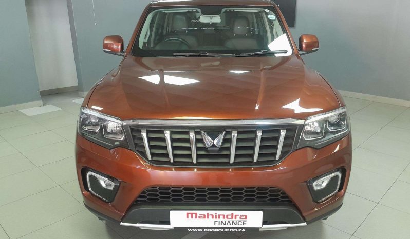 
								Mahindra SCORPIO-N SCORPIO-N 2.2D 4X4 A/T (Z8) full									