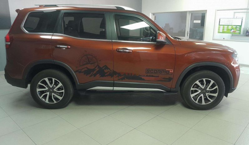 
								Mahindra SCORPIO-N SCORPIO-N 2.2D 4X4 A/T (Z8) full									