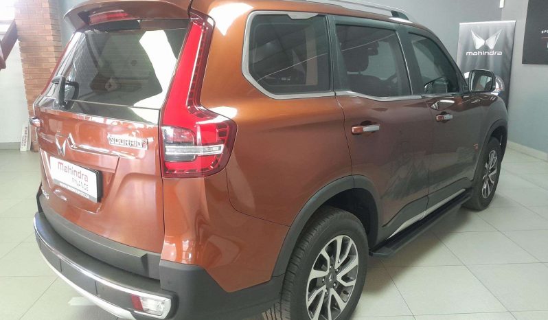 
								Mahindra SCORPIO-N SCORPIO-N 2.2D 4X4 A/T (Z8) full									