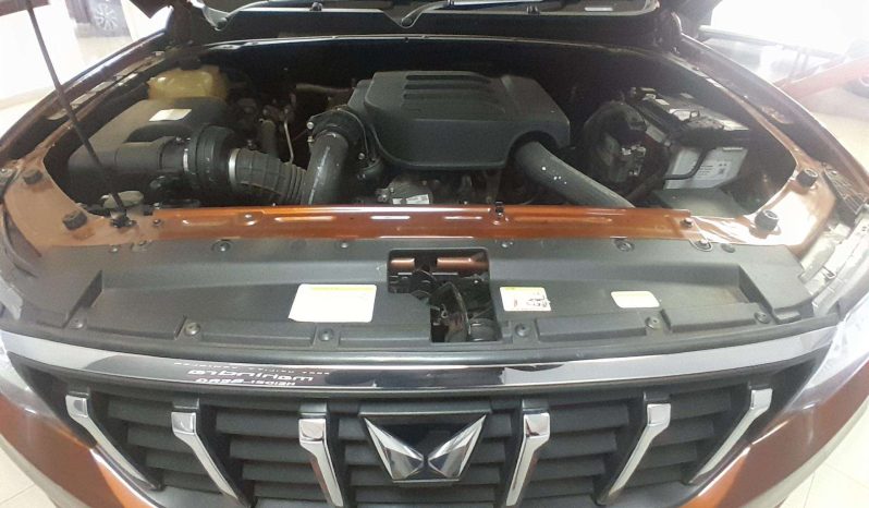 
								Mahindra SCORPIO-N SCORPIO-N 2.2D 4X4 A/T (Z8) full									