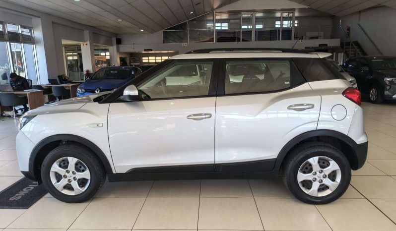 
								Mahindra XUV300 XUV300 1.5D (W6) full									