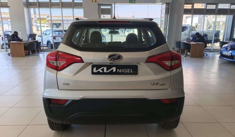 
								Mahindra XUV300 XUV300 1.5D (W6) full									