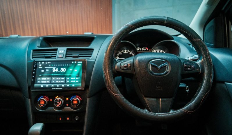 
								Mazda Bt-50 2.2 Hr D/cab Sle 4X2 At (lrd) full									