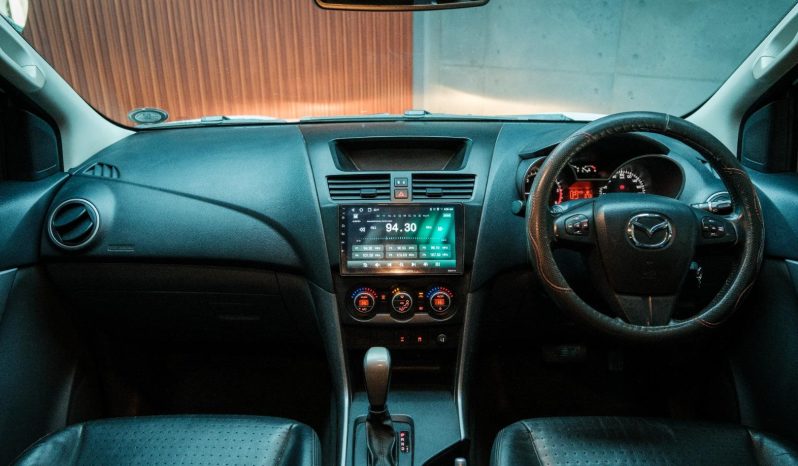 
								Mazda Bt-50 2.2 Hr D/cab Sle 4X2 At (lrd) full									