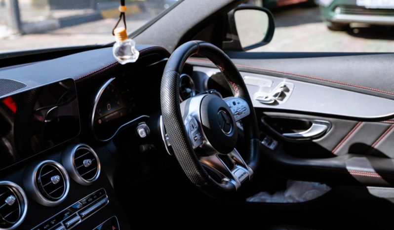 
								Mercedes-AMG C-Class C43 4Matic full									