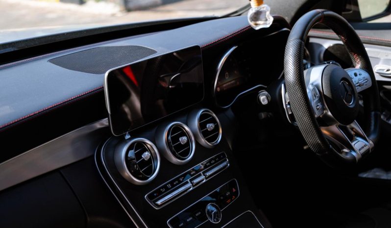 
								Mercedes-AMG C-Class C43 4Matic full									