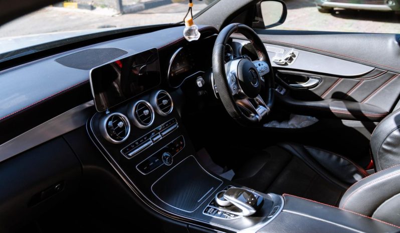 
								Mercedes-AMG C-Class C43 4Matic full									