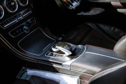 
										Mercedes-AMG C-Class C43 4Matic full									
