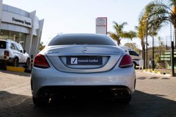 
										Mercedes-AMG C-Class C43 4Matic full									