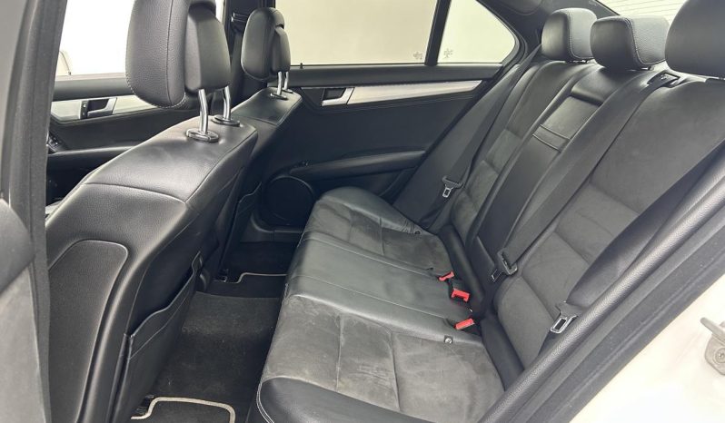 
								Mercedes Benz C-Class Sedan C 200 Be Avantgarde 7G-Tronic Plus full									