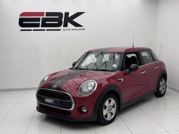 MINI Hatch 5-Door Cooper