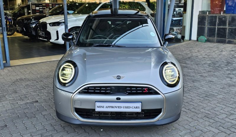 
								MINI Hatch 5-Door Cooper S full									