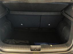 
										Nissan Magnite 1.0 Visia full									