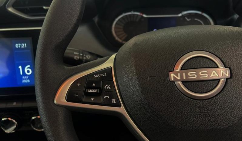 
								Nissan Magnite 1.0 Visia full									