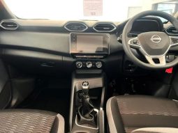 
										Nissan Magnite 1.0 Visia full									