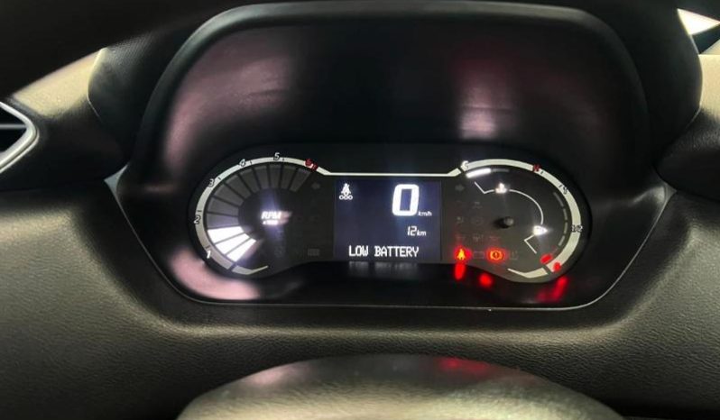 
								Nissan Magnite 1.0 Visia full									