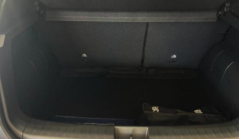 
								Nissan Magnite 1.0 Visia full									