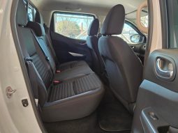 
										Nissan Navara 2.5D Le D Cab 4X4 At full									