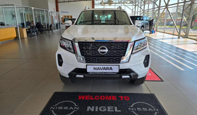 
								Nissan Navara 2.5D Le D Cab 4X4 At full									