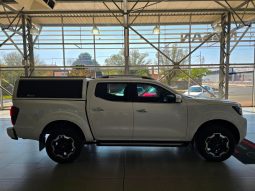 
										Nissan Navara 2.5D Le D Cab 4X4 At full									