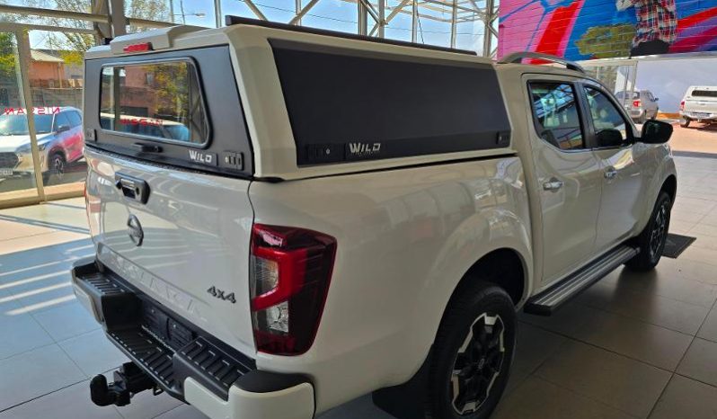 
								Nissan Navara 2.5D Le D Cab 4X4 At full									