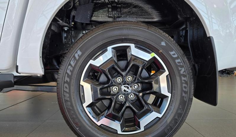 
								Nissan Navara 2.5D Le D Cab 4X4 At full									