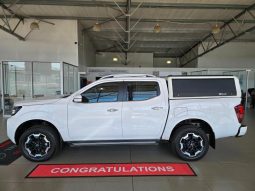 
										Nissan Navara 2.5D Le D Cab 4X4 At full									