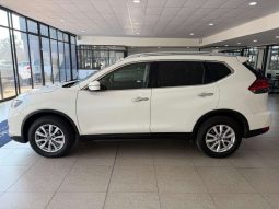 
										Nissan X TRAIL X TRAIL 2.5 ACENTA 4X4 CVT full									