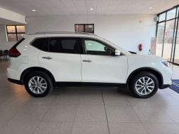 
										Nissan X TRAIL X TRAIL 2.5 ACENTA 4X4 CVT full									