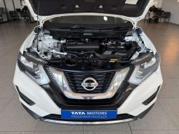 
										Nissan X TRAIL X TRAIL 2.5 ACENTA 4X4 CVT full									