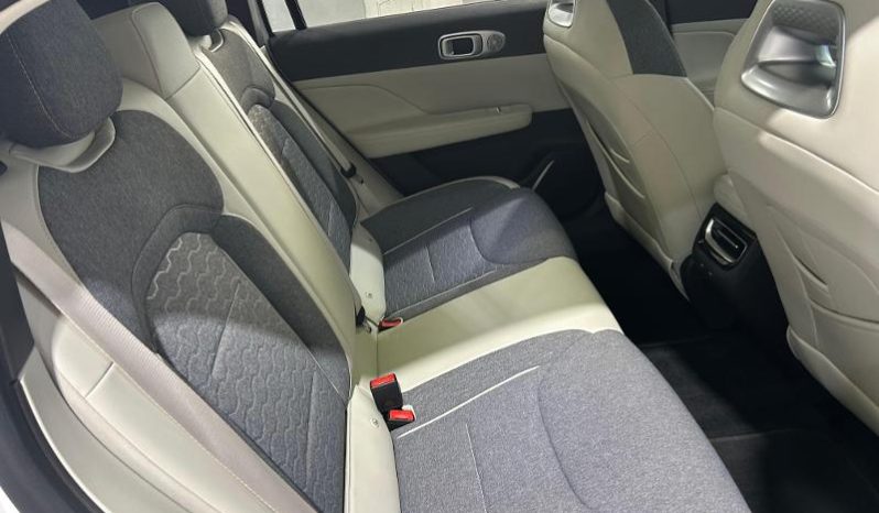 
								Other – Vehicle: JY AIR LITE full									