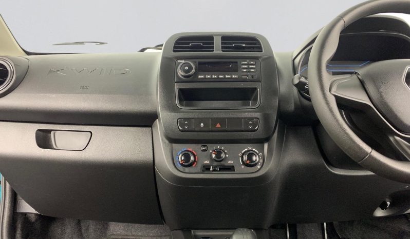 
								Renault Kwid 1.0 Evolution full									