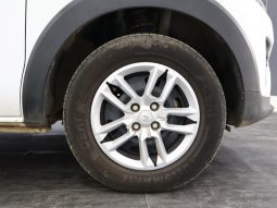 
										Renault Triber 1.0 Life full									