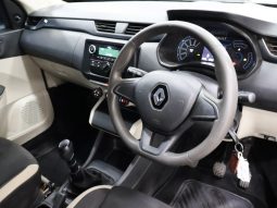 
										Renault Triber 1.0 Life full									