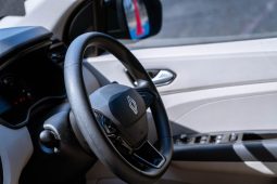 
										Renault Triber 1.0 Techno full									