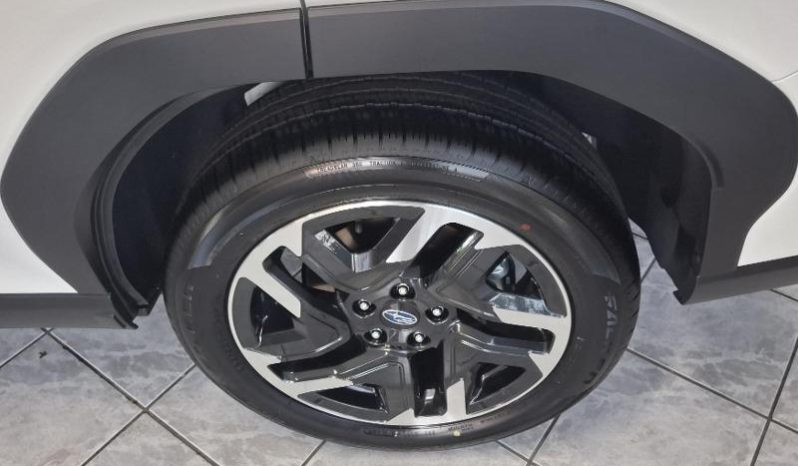 
								Subaru Forester 2.5 Touring CVT full									