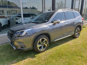 Subaru Forester 2.5i-S ES