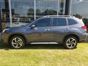 Subaru Forester 2.5i-S ES