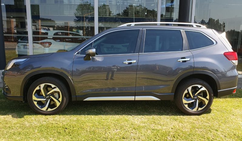 
								Subaru Forester 2.5i-S ES full									