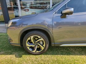 Subaru Forester 2.5i-S ES