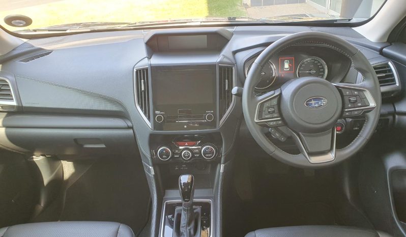 
								Subaru Forester 2.5i-S ES full									