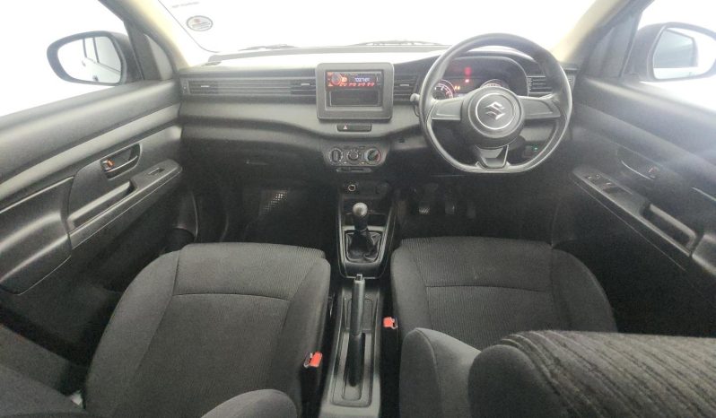 
								Suzuki Ertiga 1.5 Ga full									